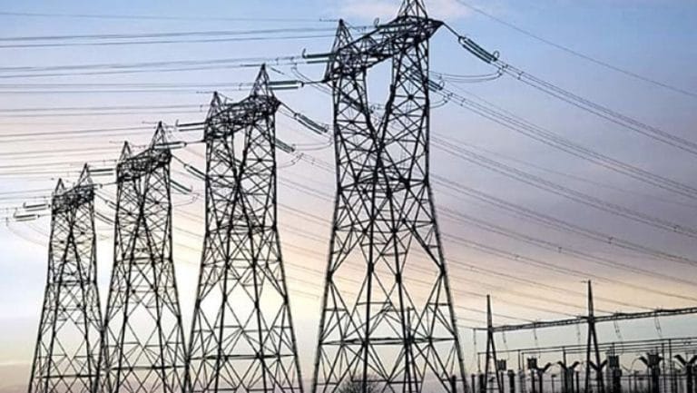 Power Outage Hits Kebbi, Kaduna as Transmission Towers Collapse Near Yauri - Loadedmore.ng