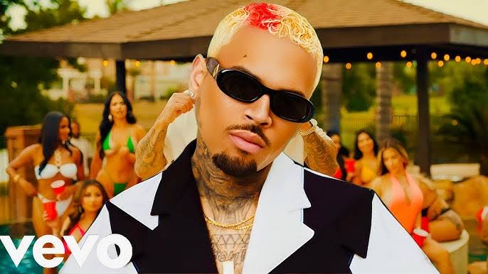 Chris Brown, Darkoo – Bella ft. Omah Lay - Loadedmore.ng